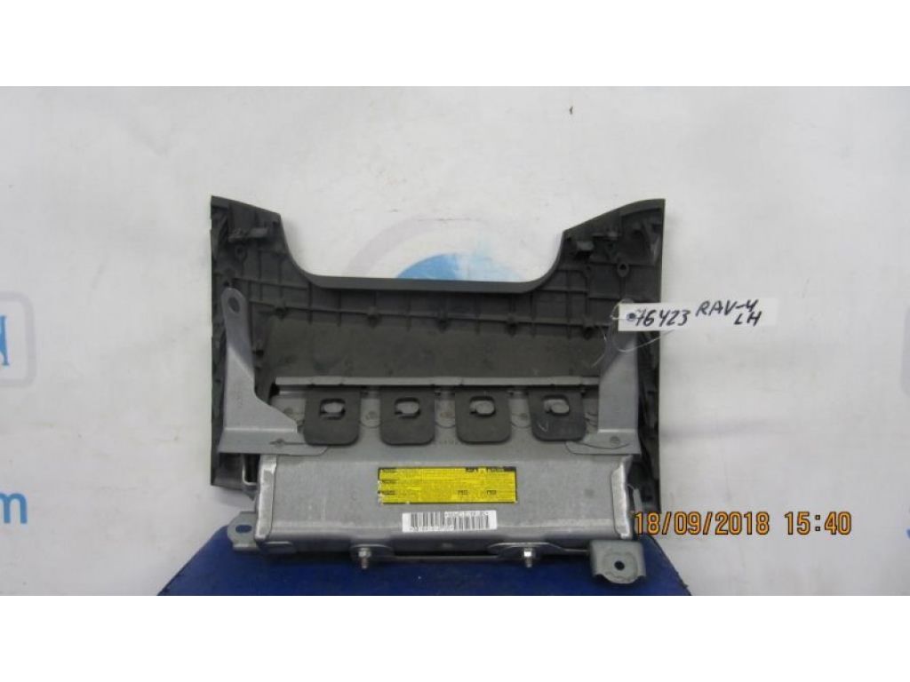 GA510-01440 | Подушка безопасности пассажира TOYOTA RAV4 00-05 - Фото 3