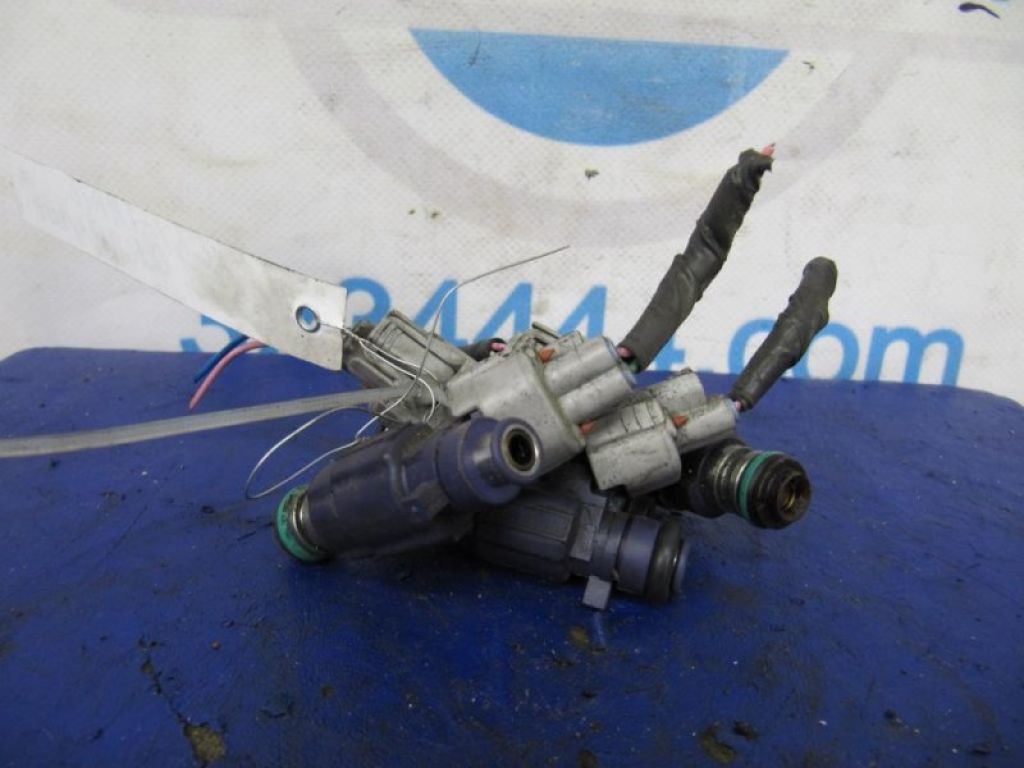 16600-5L702 | Форсунка паливна NISSAN X-TRAIL T30 01-07