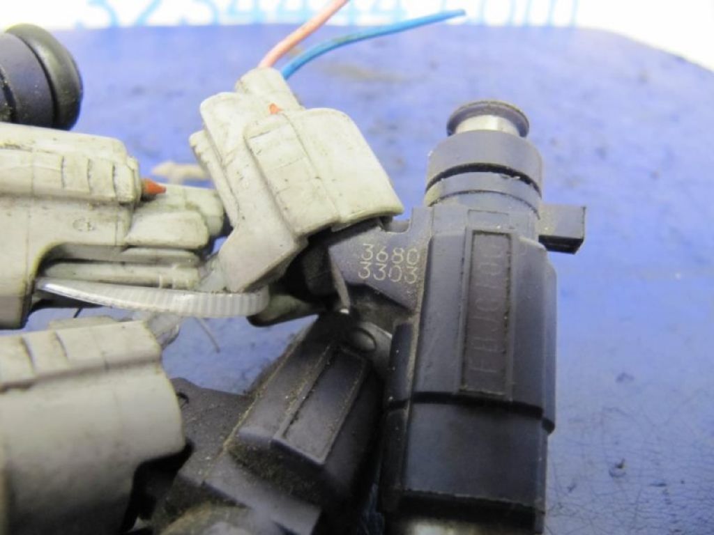 16600-5L702 | Форсунка паливна NISSAN X-TRAIL T30 01-07 - Фото 4