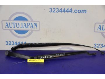 Поводок стеклоочистителя передний TOYOTA CAMRY 55 14-17