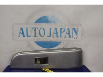 Кнопка стеклоподъемника TOYOTA CAMRY 50 12-15