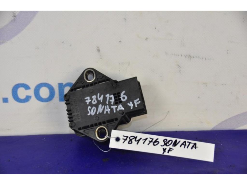 95690-3K500 | Датчик ESP HYUNDAI SONATA YF 10-14