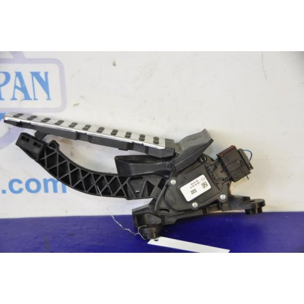 Педаль газу HYUNDAI VELOSTER 11-18 32700-2V110