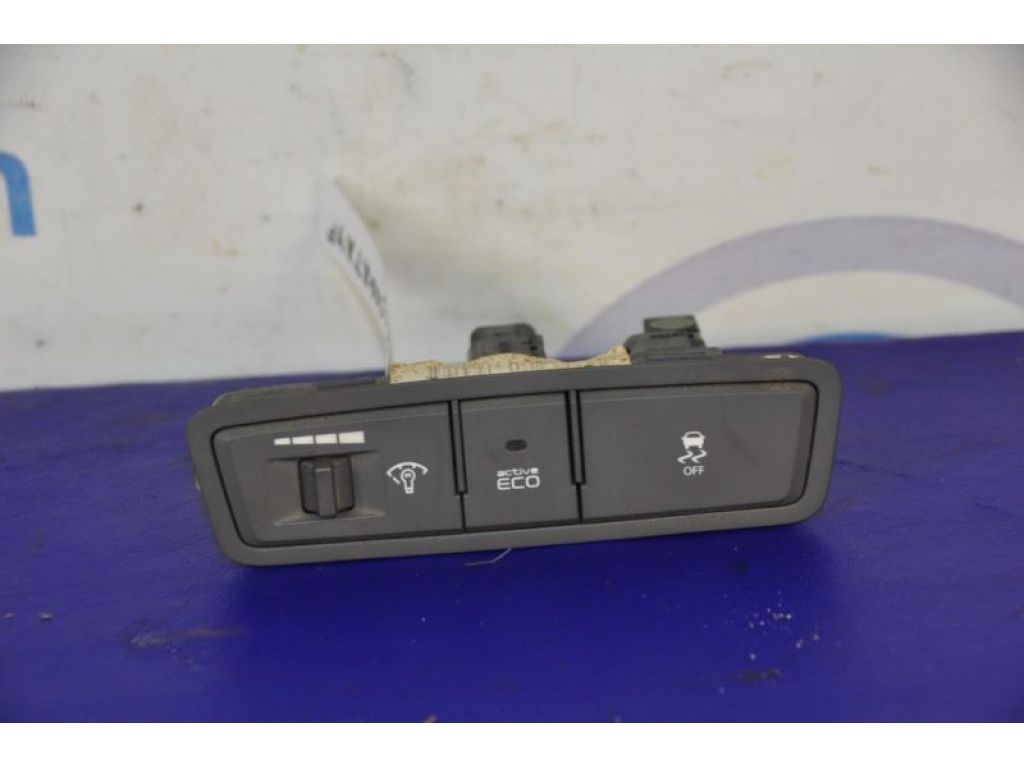 Блок кнопок торпедо HYUNDAI SONATA YF 10-14