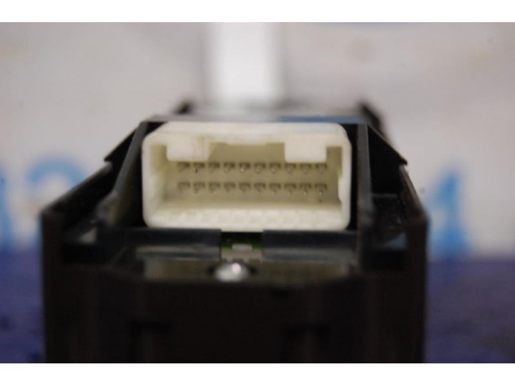 84040-50120 | Блок керування склопідіймачами передн. лів. LEXUS LS460 06-12 - Фото 4