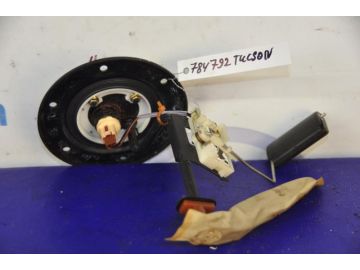 Датчик уровня топлива HYUNDAI TUCSON 04-10