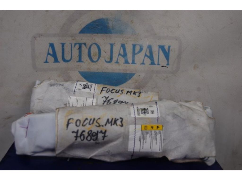 F1EB-611D10 | Подушка безопасности в сиденье FORD FOCUS 10-18