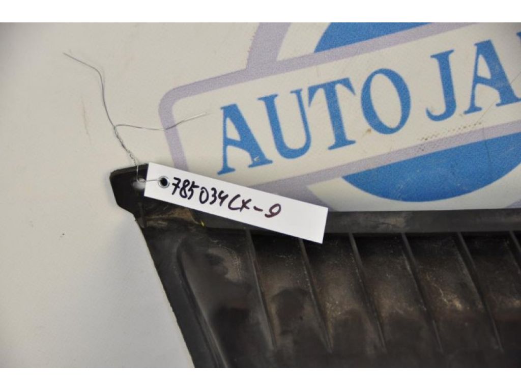 TD11-50-0K1C | Кронштейн решетки радиатора передн. MAZDA CX-9 06-16 - Фото 2