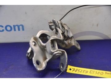 Петля двері LEXUS ES300 ES330 01-06
