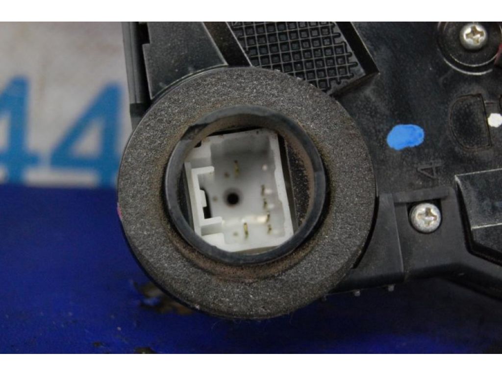 69040-30A40 | Замок двері передн. лів. LEXUS GS350 GS300 05-11 - Фото 2