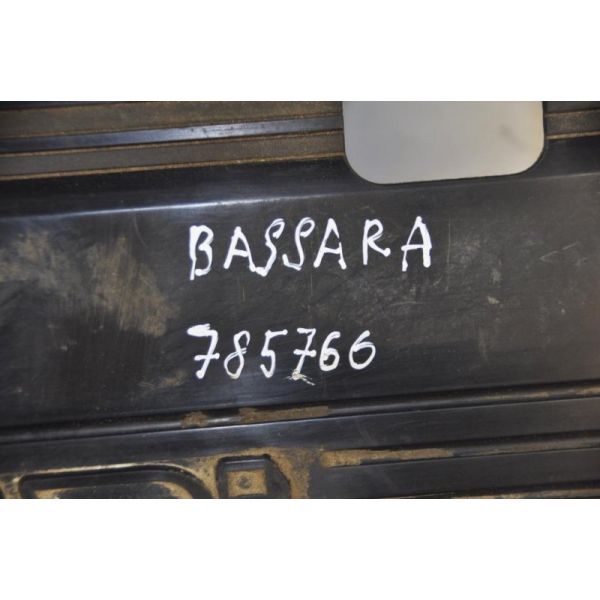 Накладка двигуна декоративна NISSAN BASSARA 99-03 14041-AD200 — 2