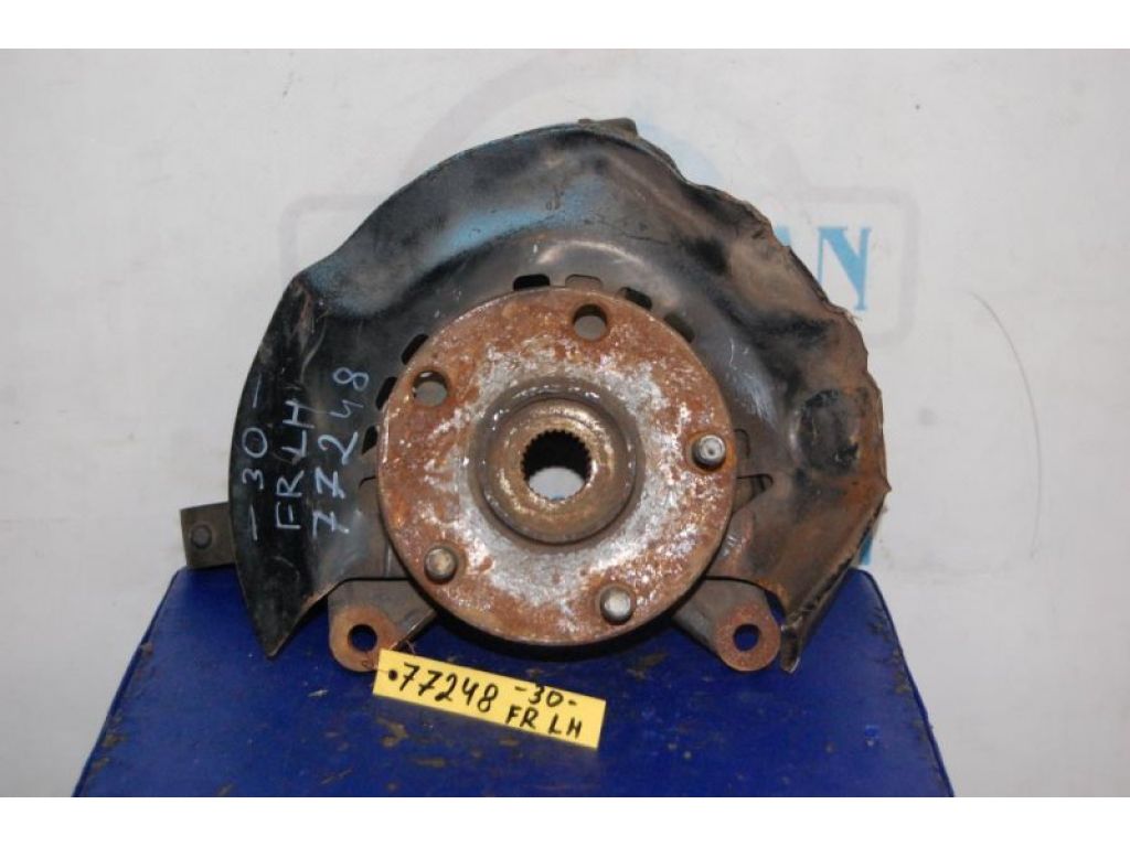 43212-39035 | Кулак поворотный передн. лев. TOYOTA CAMRY 30 02-06