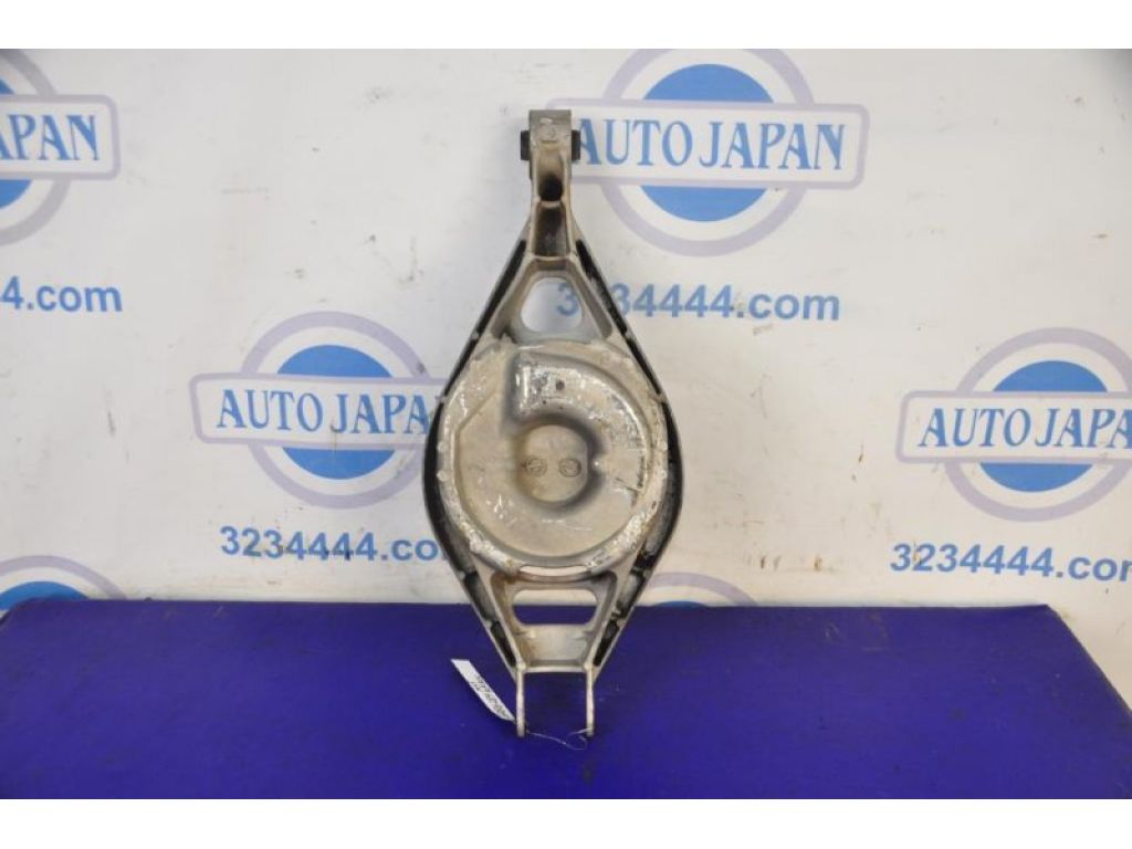 551B0-EG000 | Важіль задньої підвіски нижній поперечний прав. INFINITI M35/M45 04-10