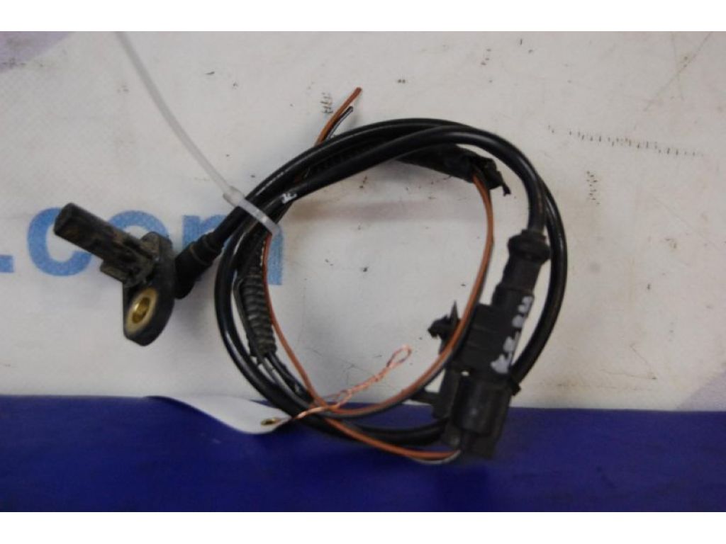 47900-EG000 | Датчик ABS задн. прав. INFINITI M35/M45 04-10