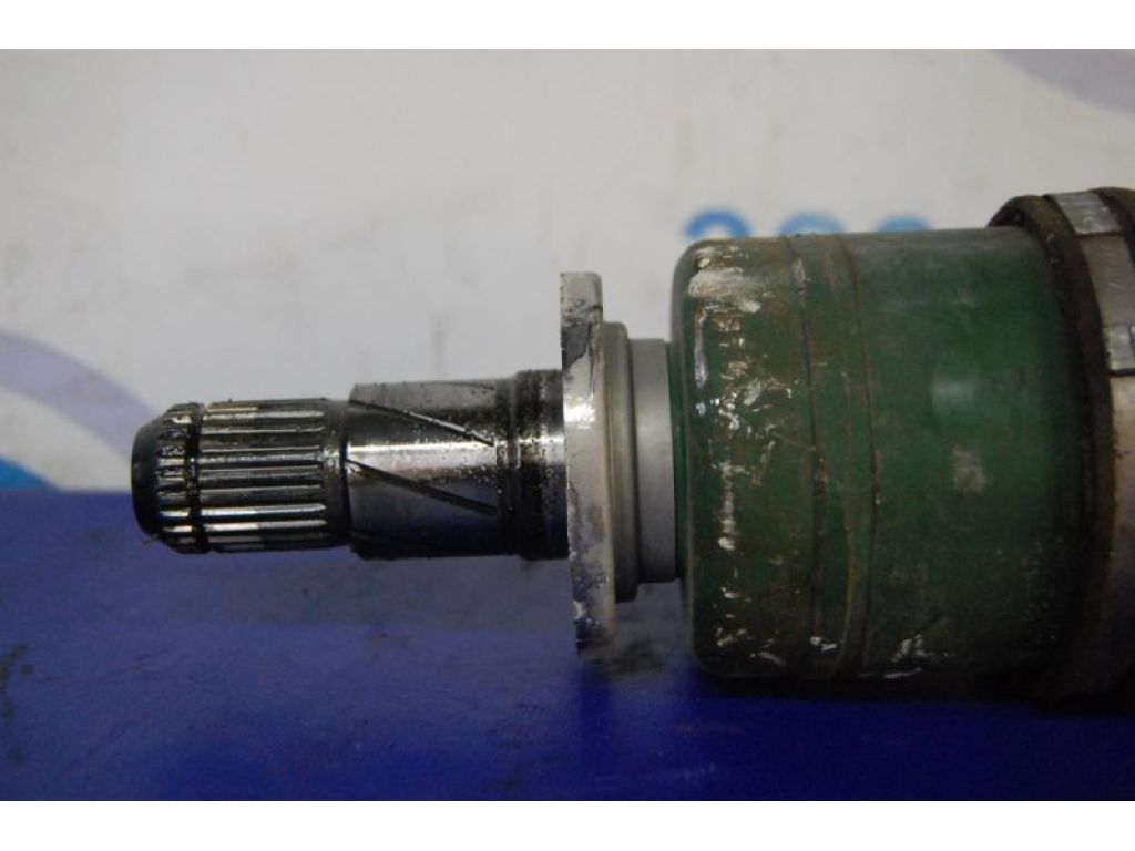 28421XA00A | Привід задній лів. SUBARU TRIBECA B9 05-07 - Фото 3