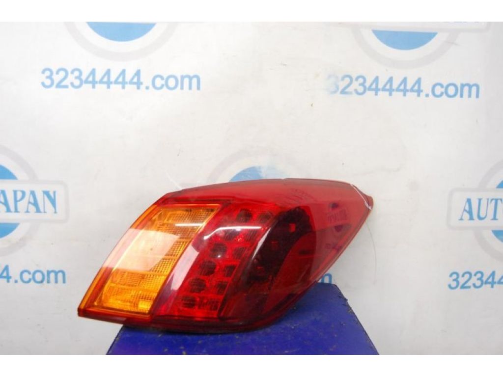 26550-1AA0A | Фонарь наружный задн. прав. NISSAN MURANO Z51 07-14