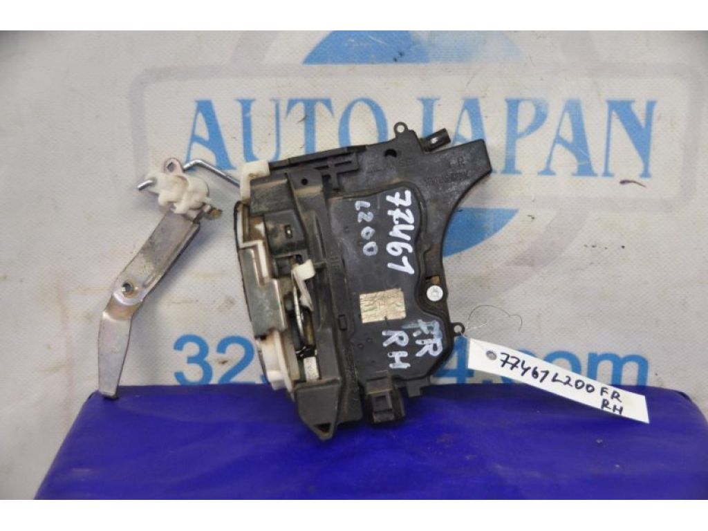 5715A184 | Замок двері передн. прав. MITSUBISHI L200 06-14