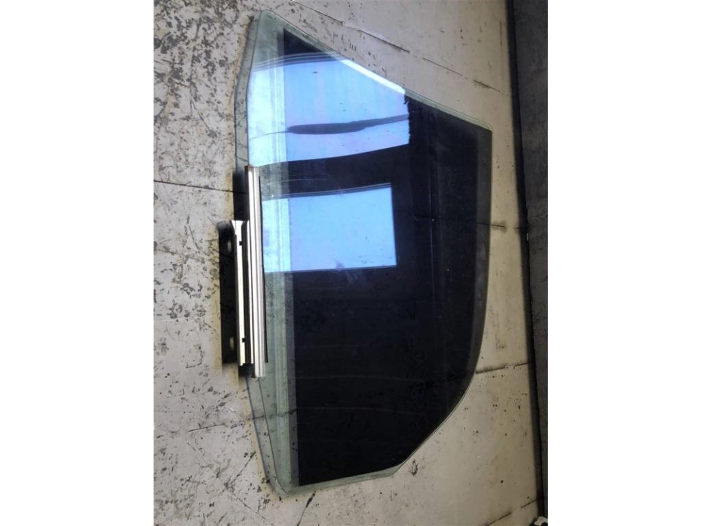 8454180J00 | Скло дверей задн. прав. SUZUKI SX4 06-13 - Фото 2