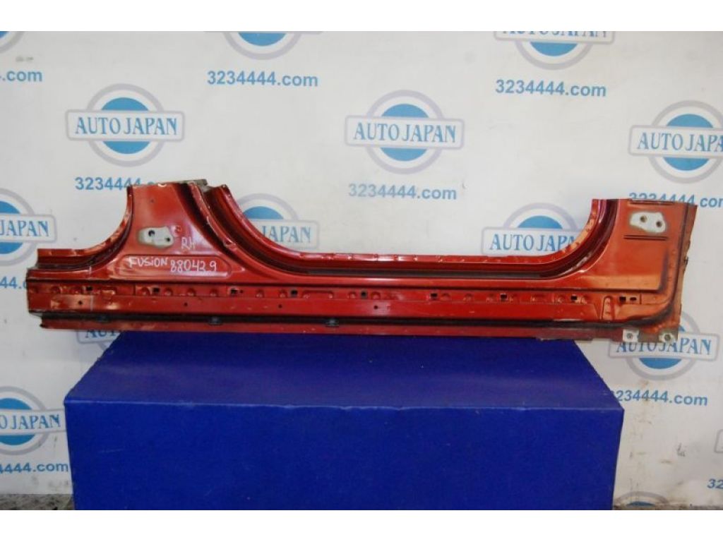 DS7Z-5424300-D | Стійка кузова середня прав. FORD FUSION 14-