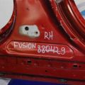 DS7Z-5424300-D | Стійка кузова середня прав. FORD FUSION 14- - Прев'ю 2