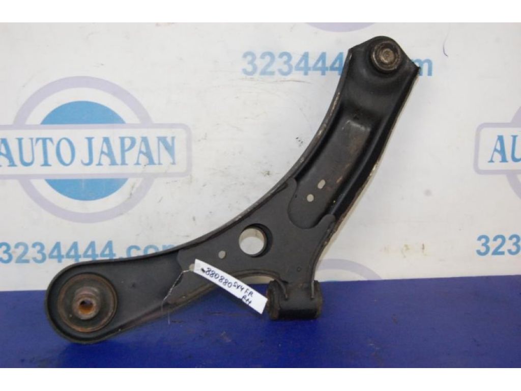 45201-54L20 | Рычаг передней подвески нижний прав. SUZUKI SX4 06-13
