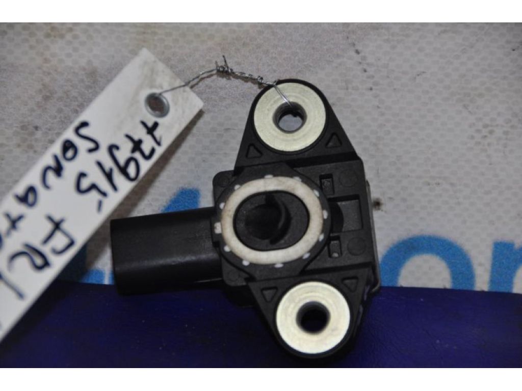 95690-3K500 | Датчик ESP передн. лев. HYUNDAI SONATA YF 10-14