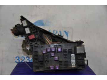 Блок запобіжників моторний відсік SUBARU OUTBACK 03-09 BP