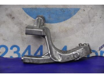 Кронштейн TOYOTA CAMRY 70 17-