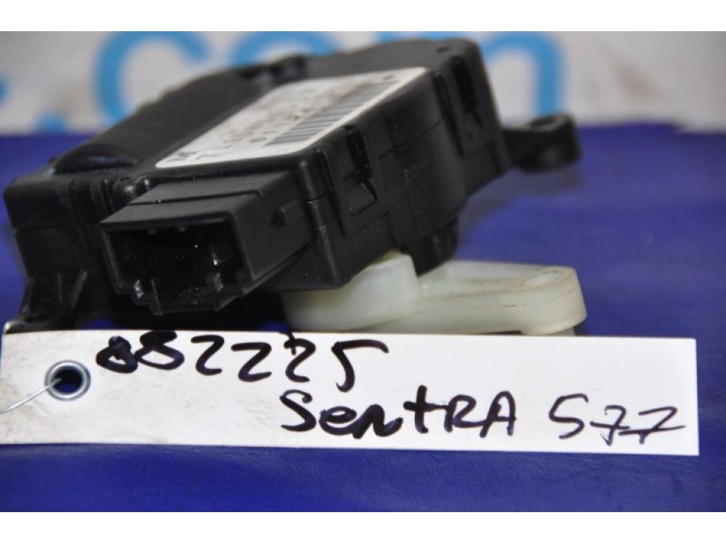 27730-1KM0A | Моторчик заслінки пічки NISSAN SENTRA B17 12-21 - Фото 2