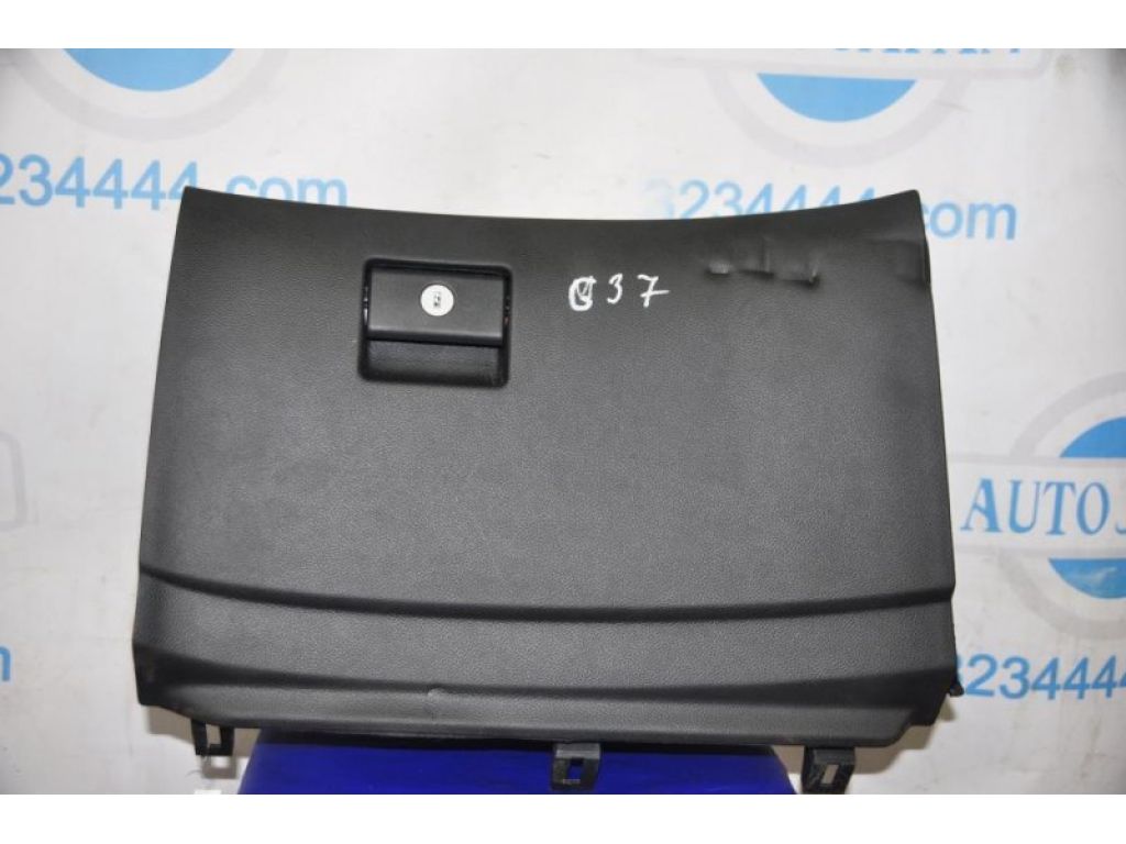 68102-JK600 | Бардачок INFINITI G25/G35/G37/Q40 06-14