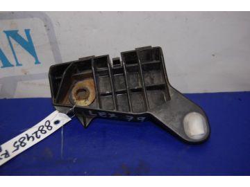 Кронштейн заднього бампера прав. LEXUS RX300/330/350/400 03-09