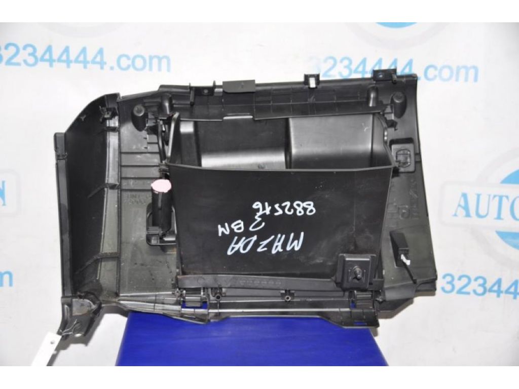 BHN1-64-030C02 | Бардачок MAZDA 3 BM 13-19 - Фото 3