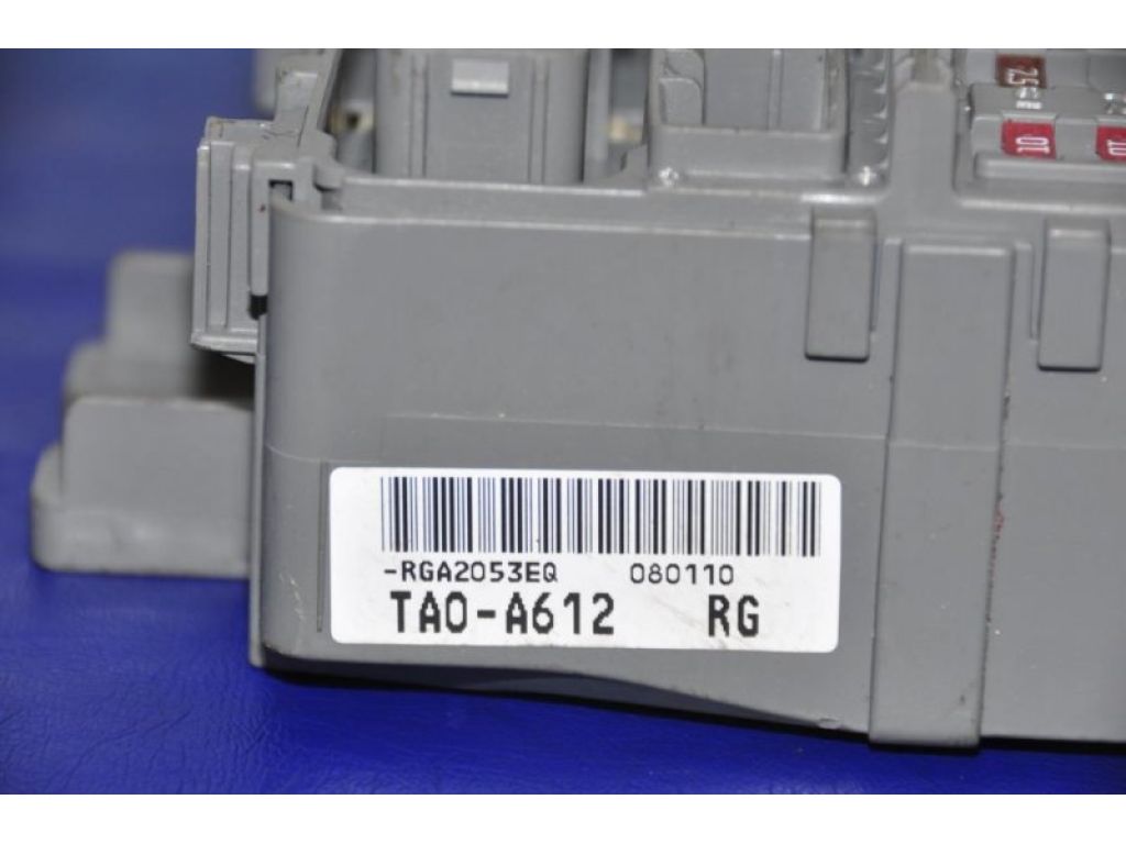 38210-TA0-A41 | Блок предохранителей салон HONDA ACCORD USA 07-12 - Фото 4