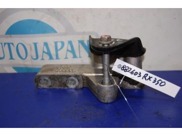 Кронштейн двигуна LEXUS RX300/330/350/400 03-09