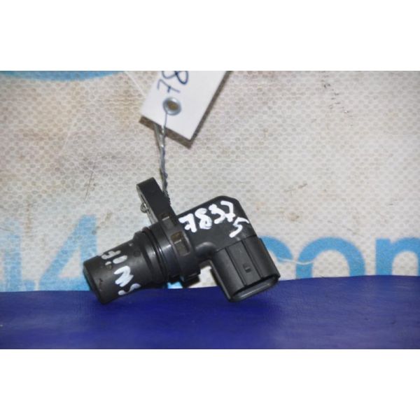 Датчик положення распредвала SUZUKI SWIFT 04-11 33220-51K00
