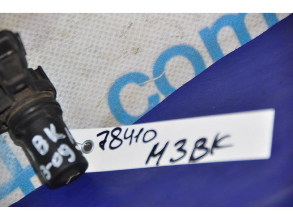 LF01-18-230 | Датчик положения распредвала MAZDA 3 BK 03-08 - Фото 2