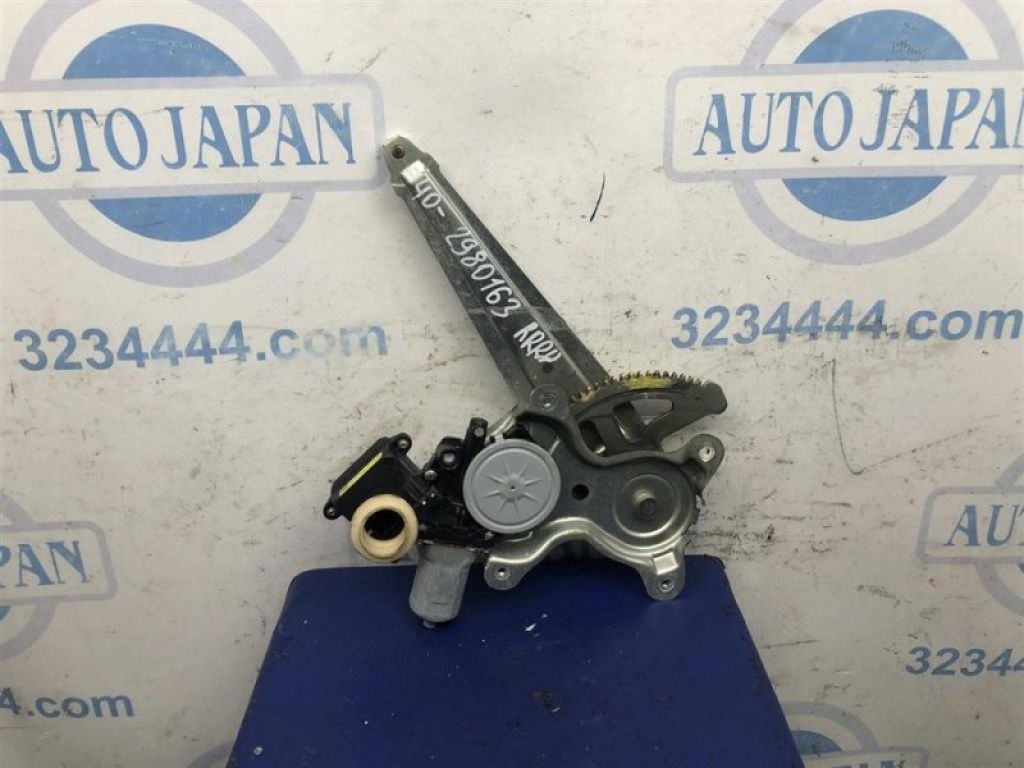69803-33050 | Стеклоподъемник задн. прав. TOYOTA CAMRY 40 06-11