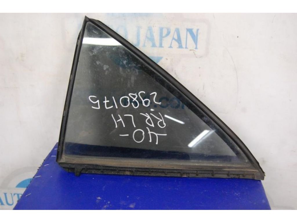 68124-33060 | Скло дверей глухе задн. лів. TOYOTA CAMRY 40 06-11