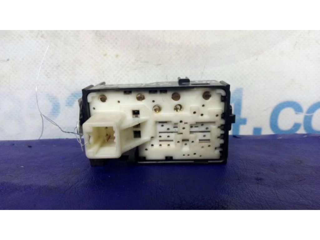 84810-33120 | Кнопка стеклоподъемника задн. лев. TOYOTA CAMRY 40 06-11 - Фото 3