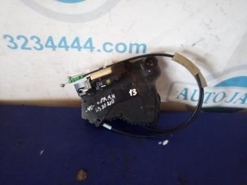 Замок двері передн. прав. TOYOTA CAMRY 40 06-11