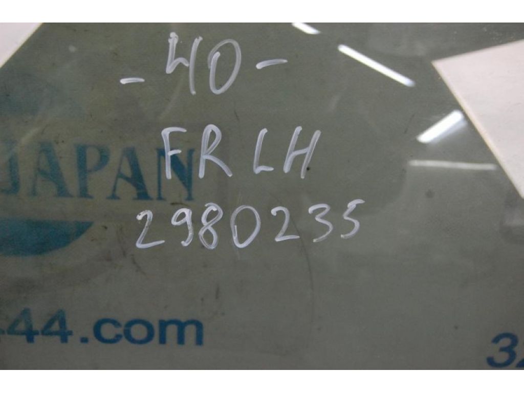 68102-33130 | Скло дверей передн. лів. TOYOTA CAMRY 40 06-11 - Фото 2