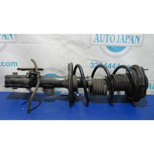 Амортизатор передній правий TOYOTA AVENSIS 03-08 4851005200 — 3