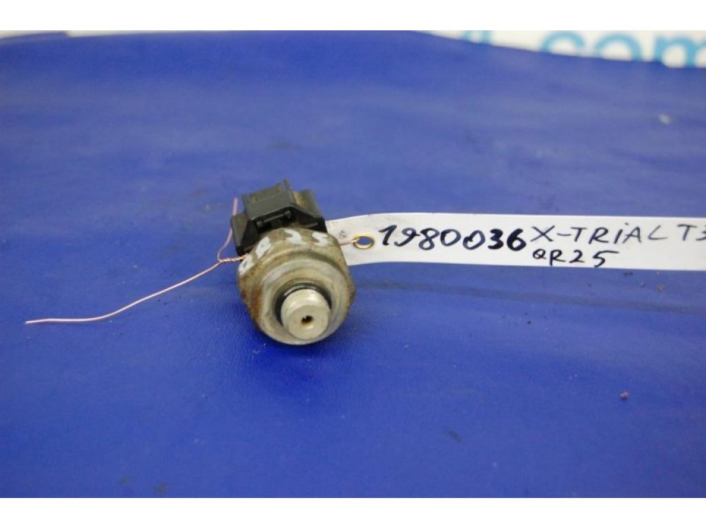 49763-6N20A | Датчик тиску олії ГПК NISSAN X-TRAIL T30 01-07