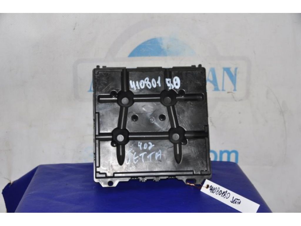 7E0 937 190 Z2F | Блок комфорту VOLKSWAGEN JETTA USA 10-17