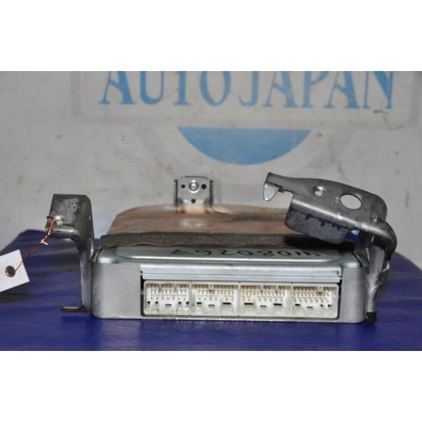 Блок керування двигуном TOYOTA YARIS 00-05 89661-5C080 — 3