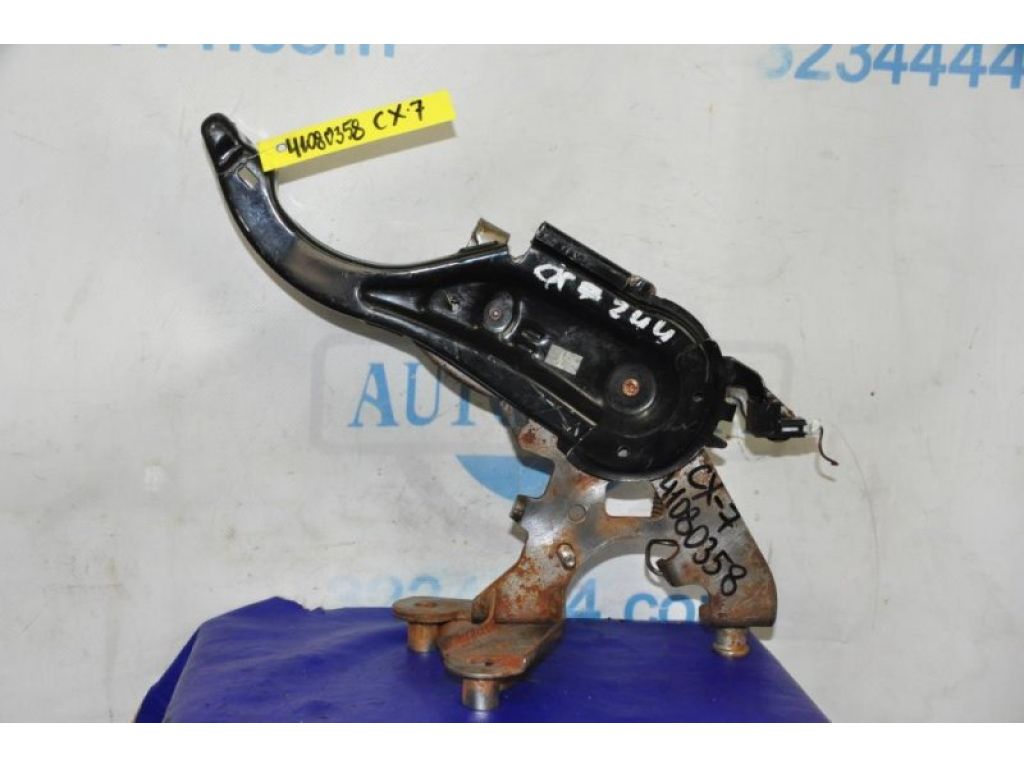 L20644010E | Педаль стояночного тормоза MAZDA CX-7 06-12