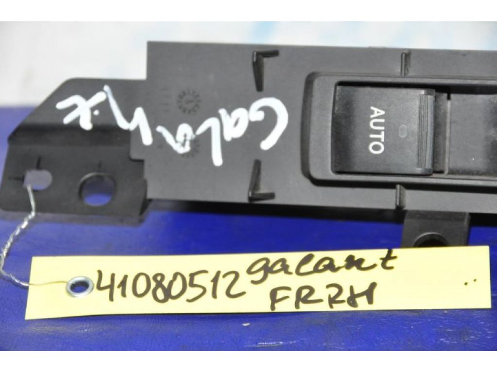 84030-30100 | Кнопка стеклоподъемника LEXUS GS350 GS300 05-11 - Фото 2