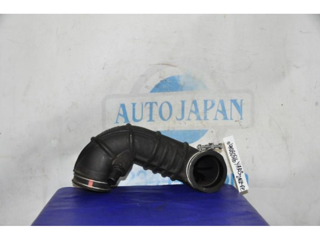 17880-21010 | Патрубок воздушного фильтра TOYOTA YARIS 00-05