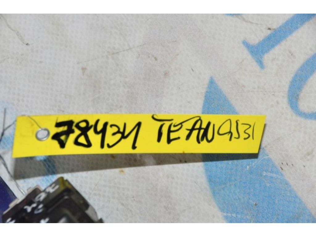 25500-AX600 | Кнопка обогрева сидений NISSAN TEANA J31 03-07 - Фото 2