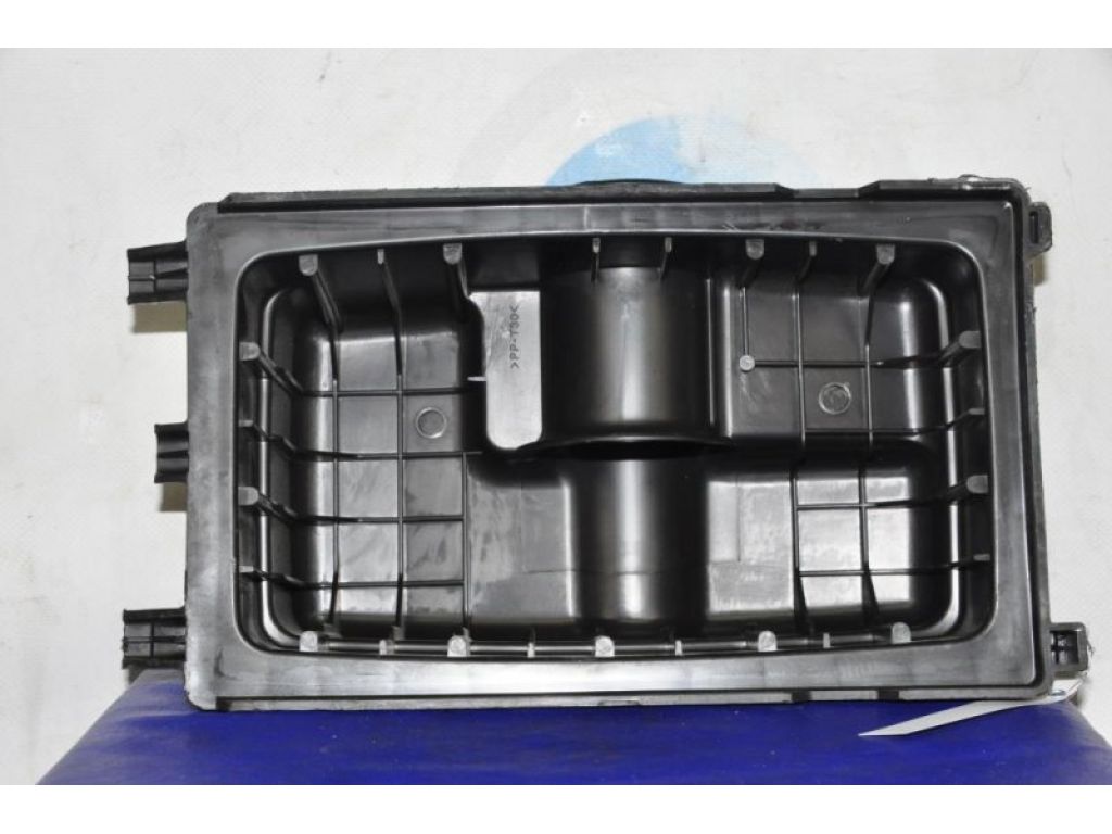 Кришка корпусу повітряного фільтра NISSAN QASHQAI 07-14 - Фото 3